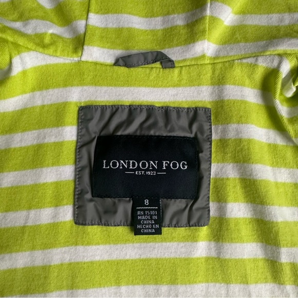 Size 8 London Fog Grey Lined Windbreaker with Hood - Picture 10 of 10